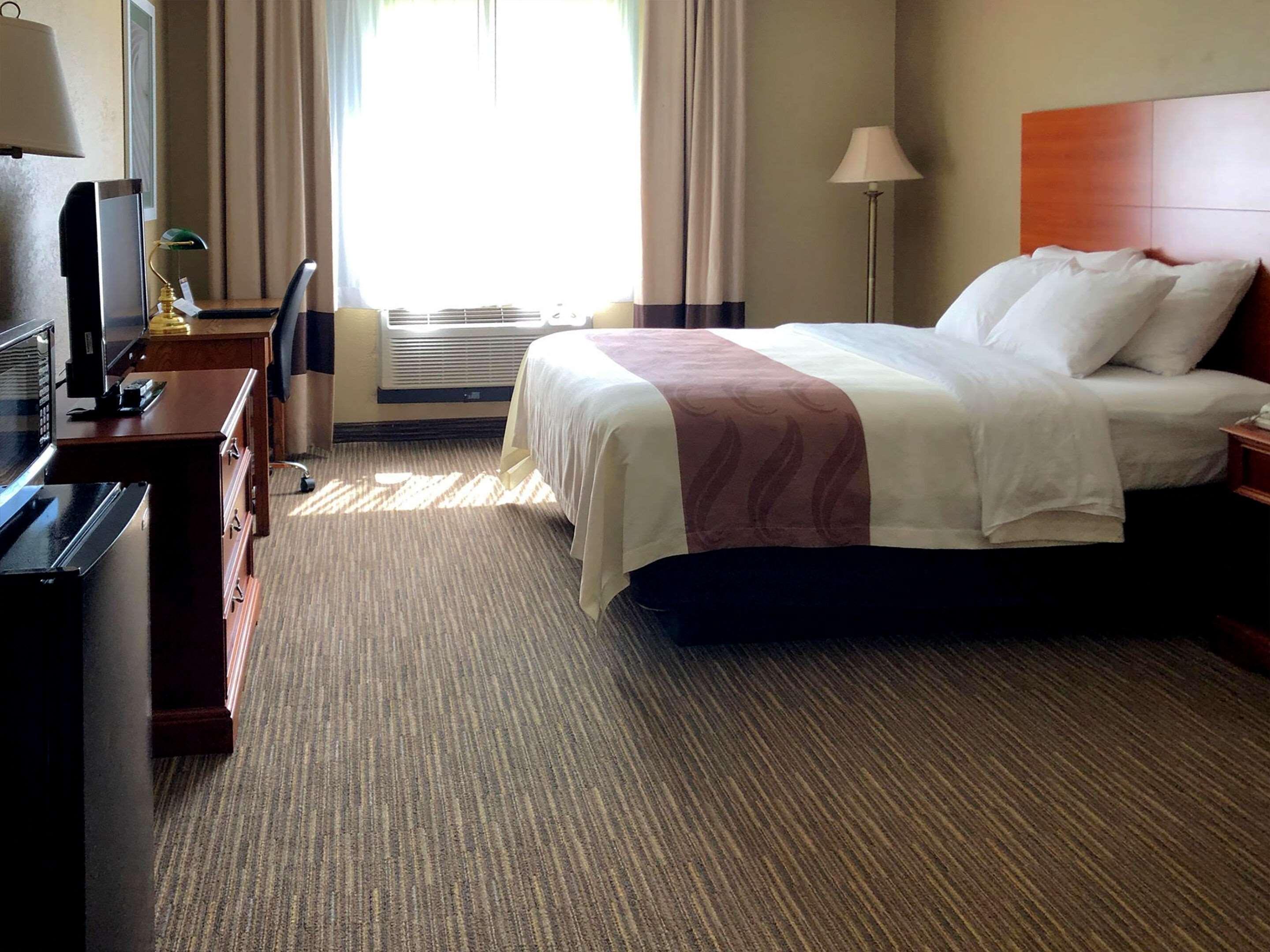 Quality & Hotel 3*